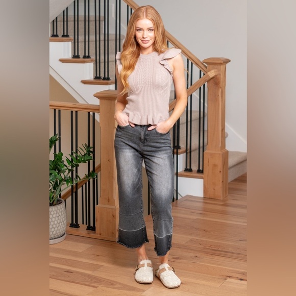 Judy Blue Denim - Judy Blue Knoxville High Rise Wide Leg Crop Jeans In A Chic Grey Ombre Color